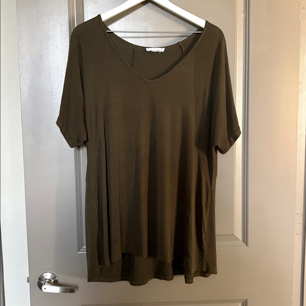 Carly Jean Los Angeles boyfriend tee